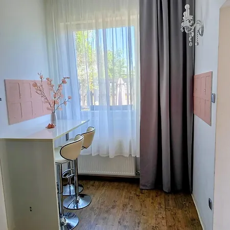 Barbara House 公寓